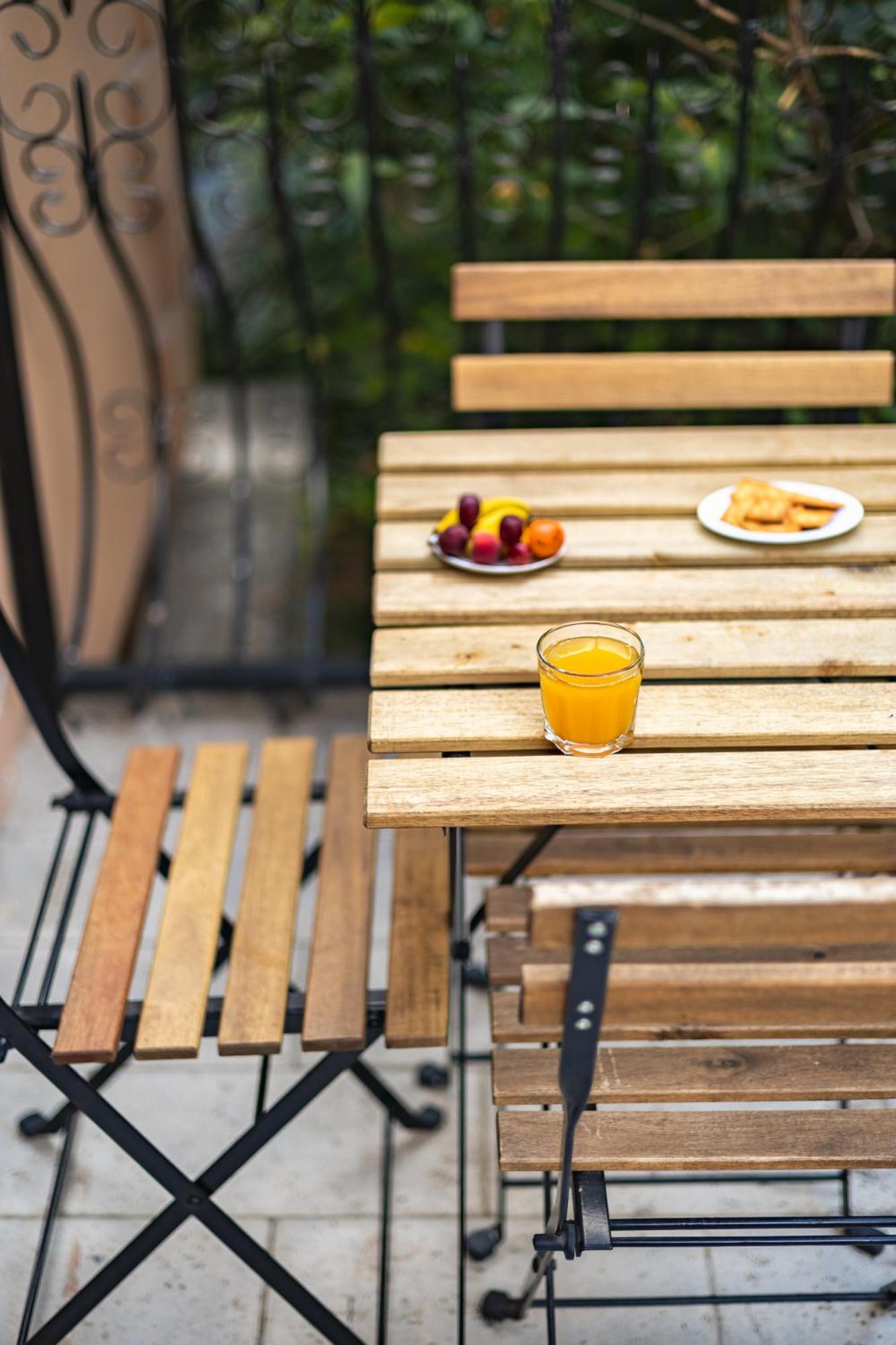 Piccolo Mondo By Citybookings Bukarest Exterior foto